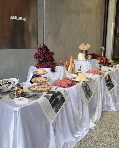 Platinum Spread Grazing Table